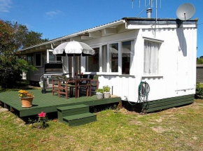 Hibiscus Cottage - Whangamata Bach Whangamata